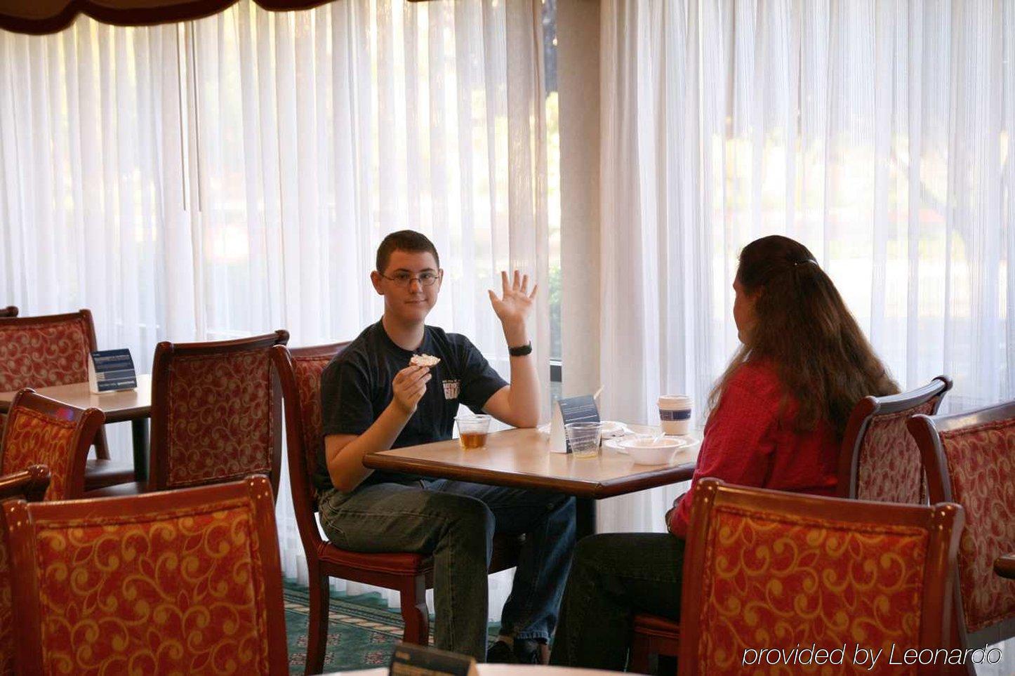 Hampton Inn Sacramento/Rancho Cordova Restoran gambar